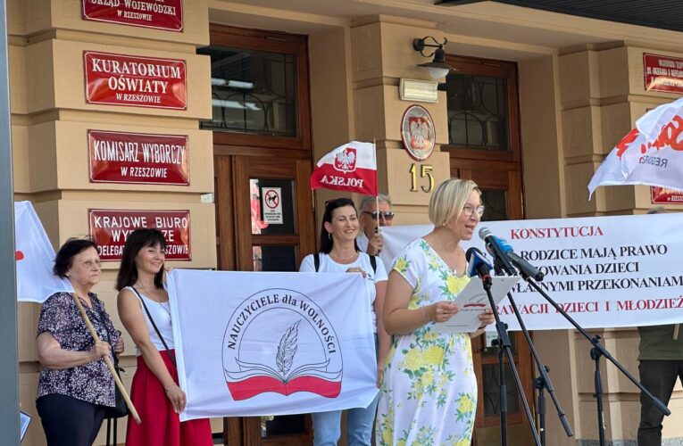 Rzeszowska pikieta pod kuratorium oświaty