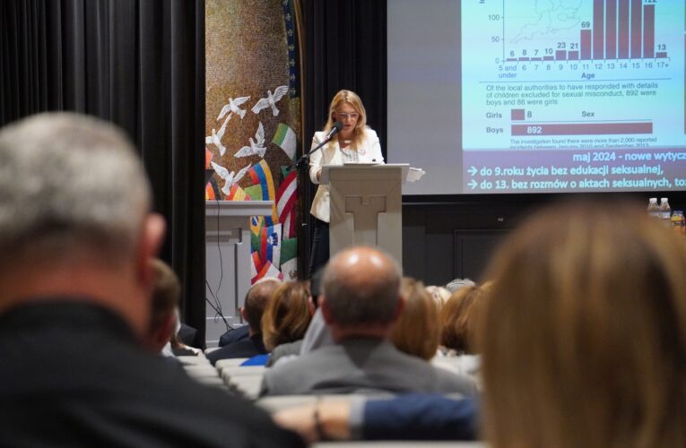 Szkolimy dyrektorów, nauczycieli i rodziców