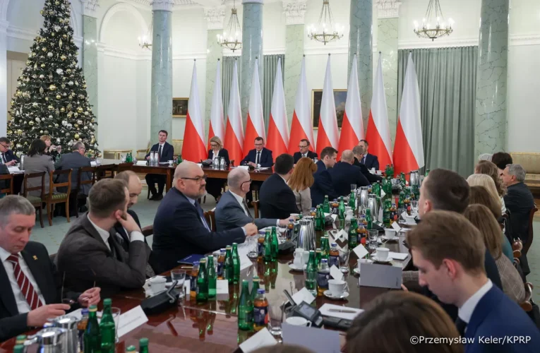 Konsultacje środowisk oświatowych w Pałacu Prezydenckim